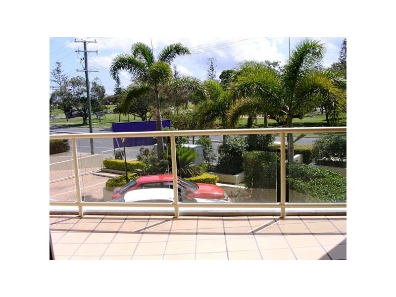 106 Marine Parade RAYS RESORT, Southport QLD 4215