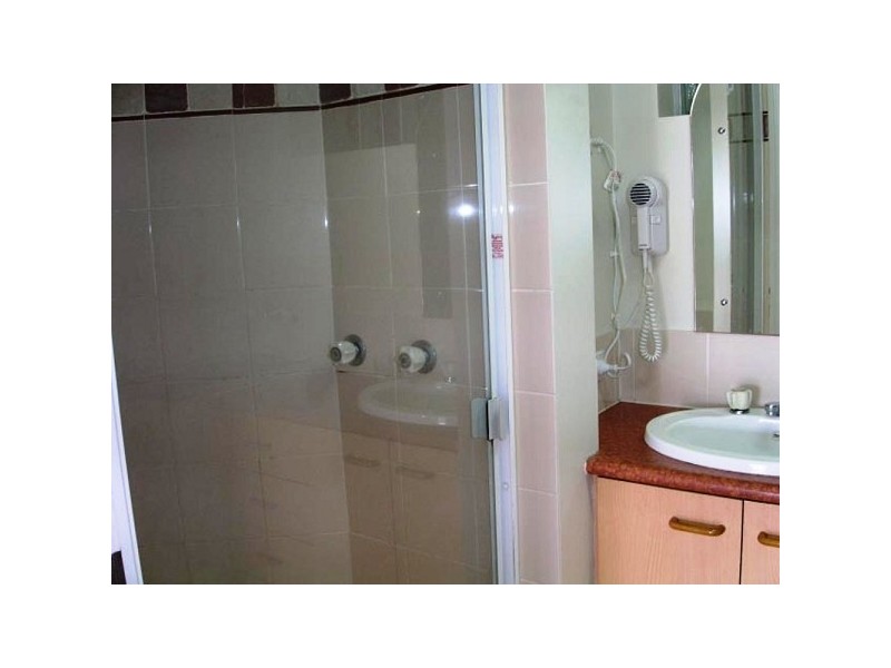 106 Marine Parade RAYS RESORT, Southport QLD 4215