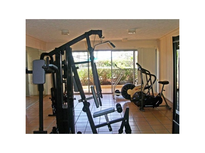 106 Marine Parade RAYS RESORT, Southport QLD 4215