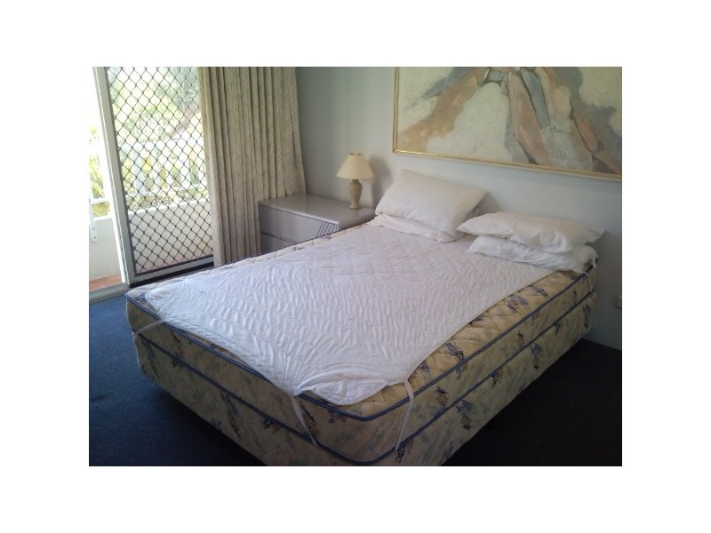 42 Beach Pde, Surfers Paradise QLD 4217