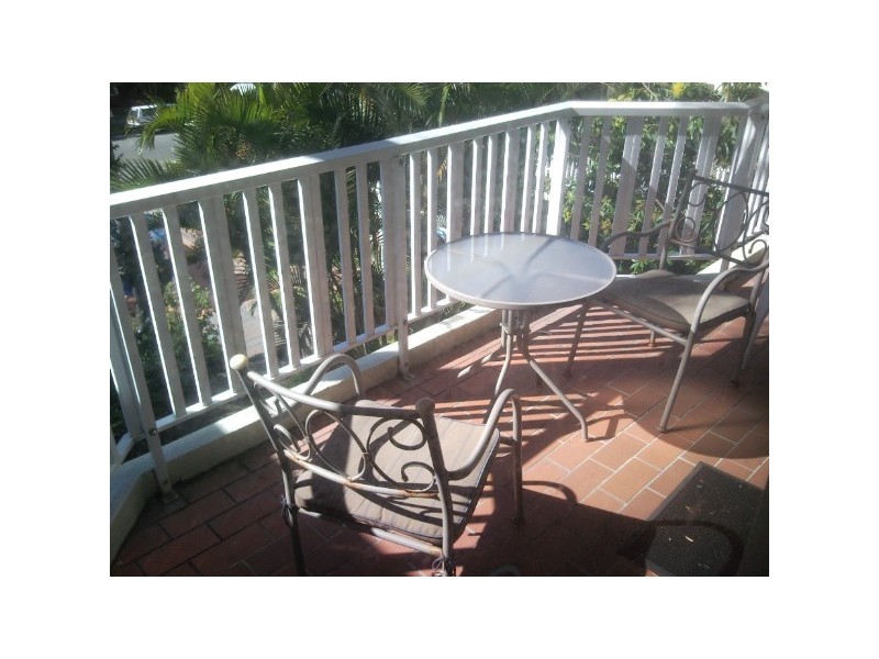 42 Beach Pde, Surfers Paradise QLD 4217