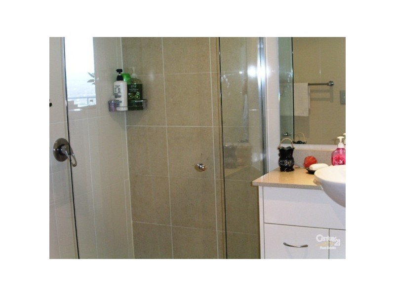 1 Brighton on Broadwater Shores  Como St, Southport QLD 4215