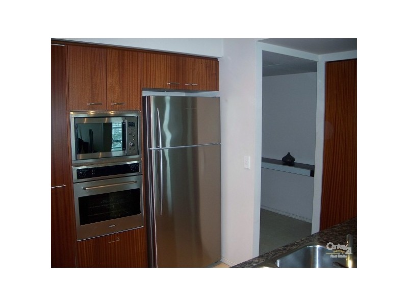 23 Ferny Avenue CHEVRON RENAISSANCE, Surfers Paradise QLD 4217