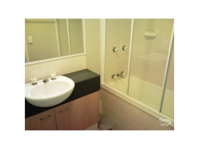 7 Torrey Place, Robina QLD 4226