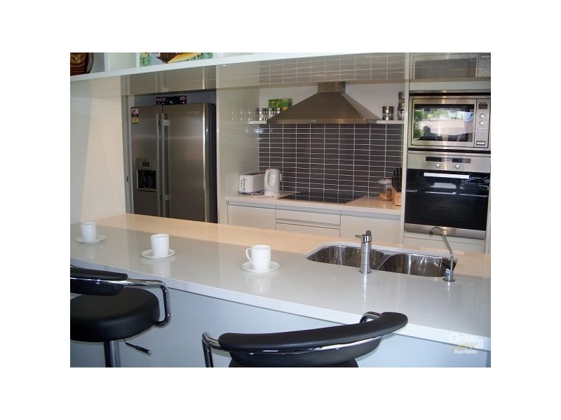 . Surfers Paradise, Chevron Island QLD 4217