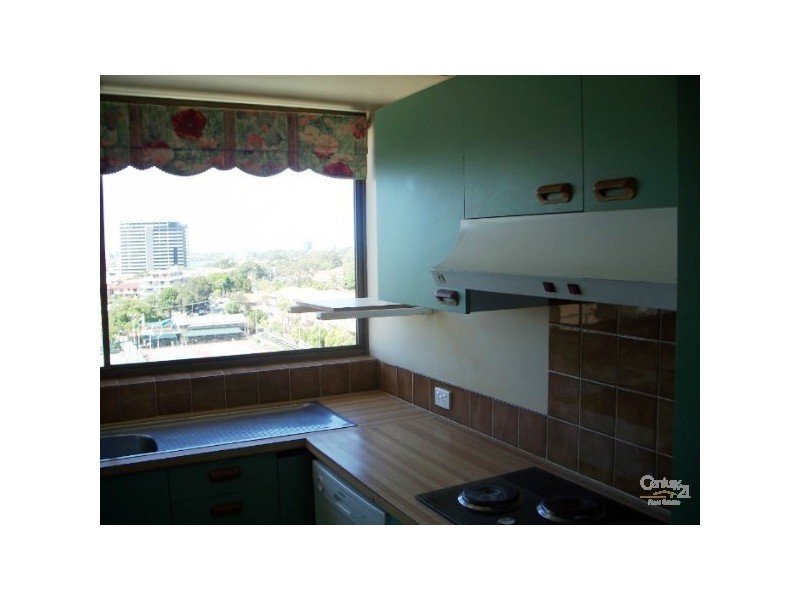 10 Marine Pde, Southport QLD 4215