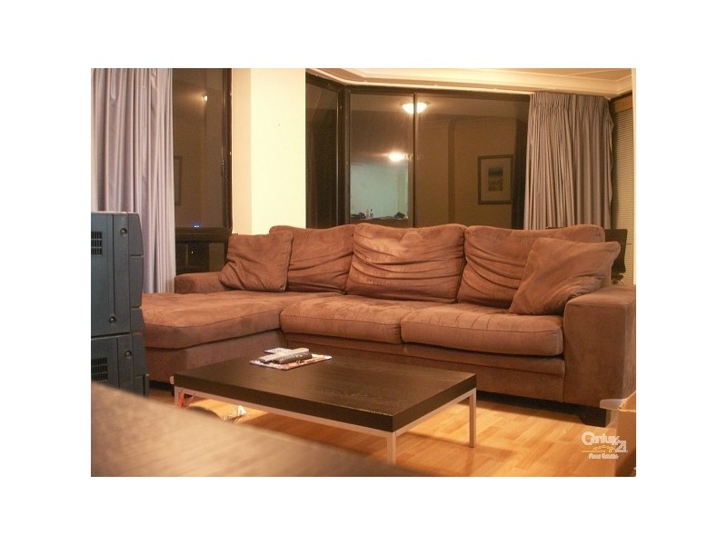 70 Remembrance Dr Surfers Plaza, Surfers Paradise QLD 4217