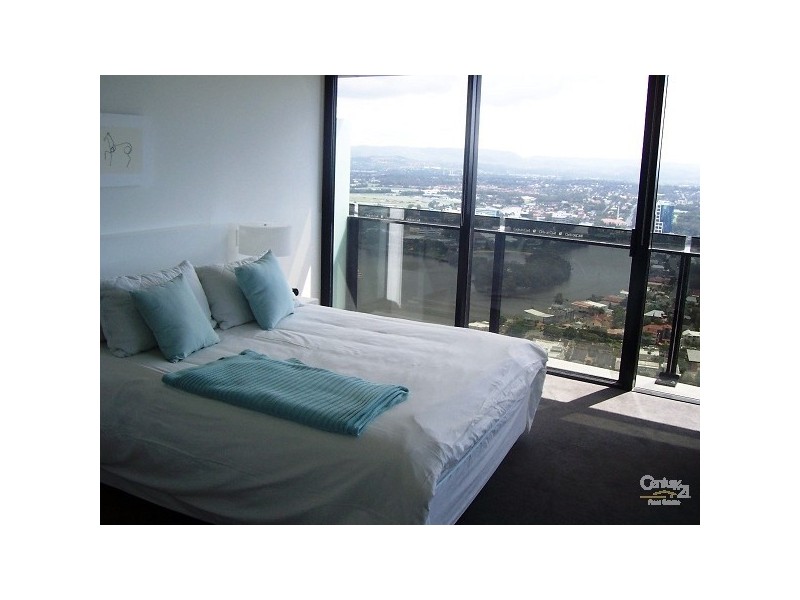 9 Ferny, Surfers Paradise QLD 4217