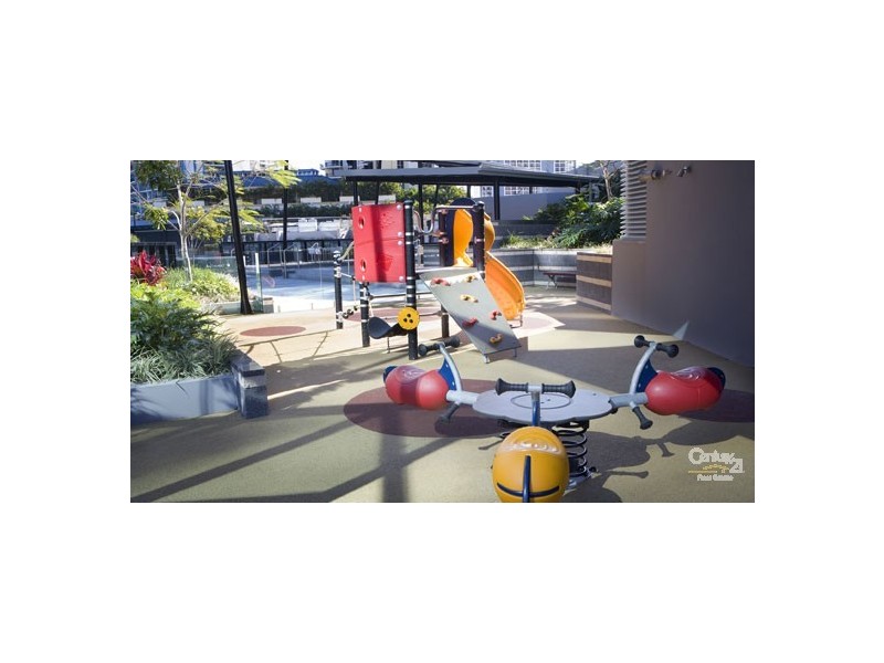 9 Ferny, Surfers Paradise QLD 4217