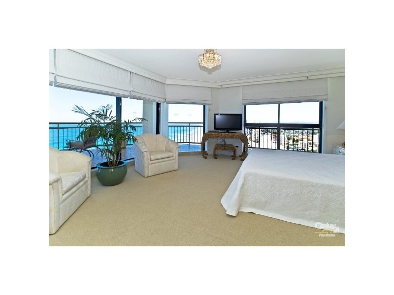 80 THE ESPLANADE, Surfers Paradise QLD 4217