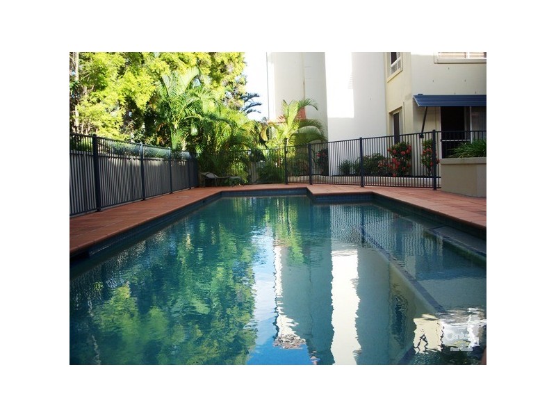 89 Bayview Street, Runaway Bay QLD 4216