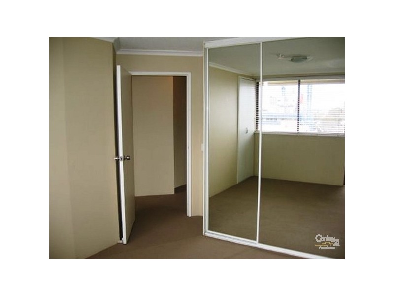 10 Marine Parade, Southport QLD 4215