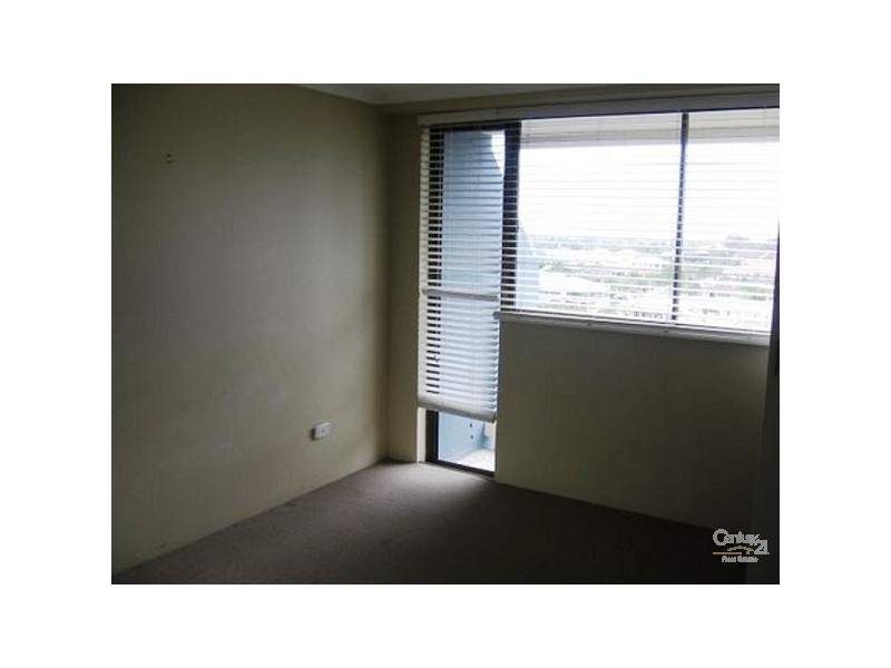 10 Marine Parade, Southport QLD 4215