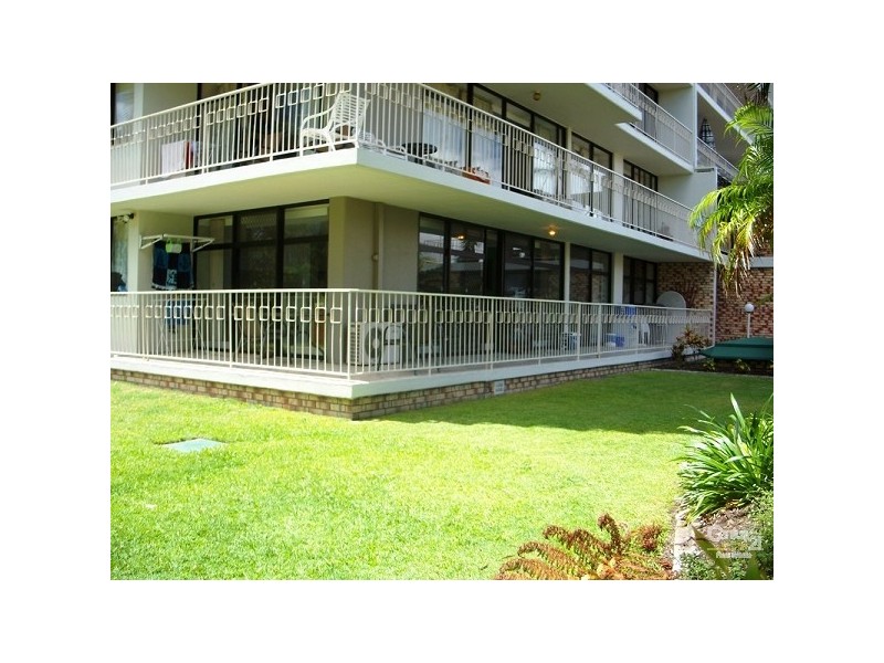 33/4 Thornton St, Surfers Paradise QLD 4217