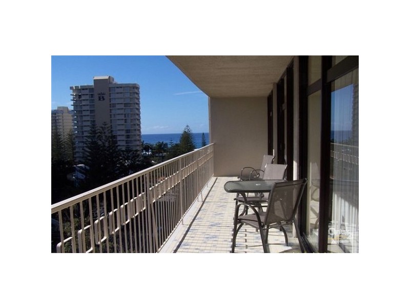 33/7 Thornton St, Surfers Paradise QLD 4217