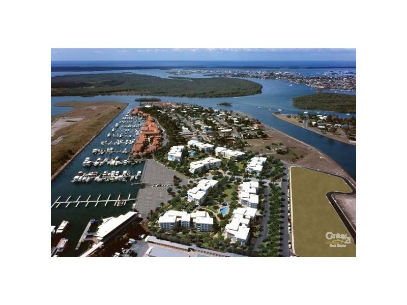 66 Sickle Avenue, Hope Island QLD 4212