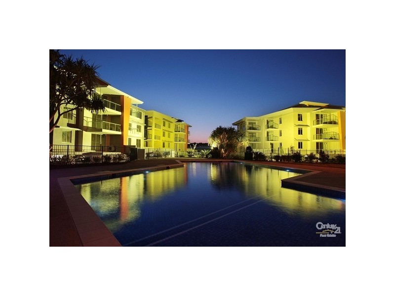 66 Sickle Avenue, Hope Island QLD 4212