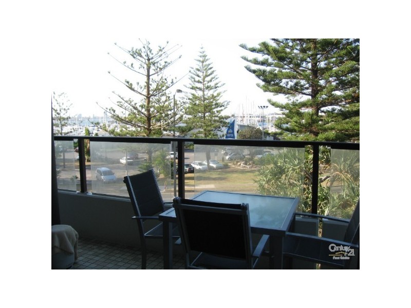 14 Macarthur Parade, Main Beach QLD 4217