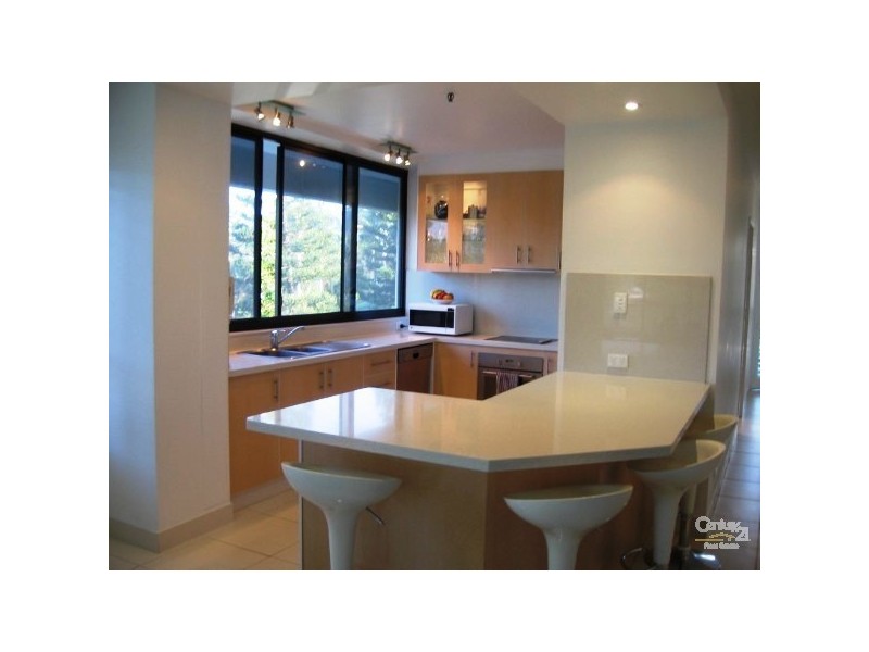 14 Macarthur Parade, Main Beach QLD 4217