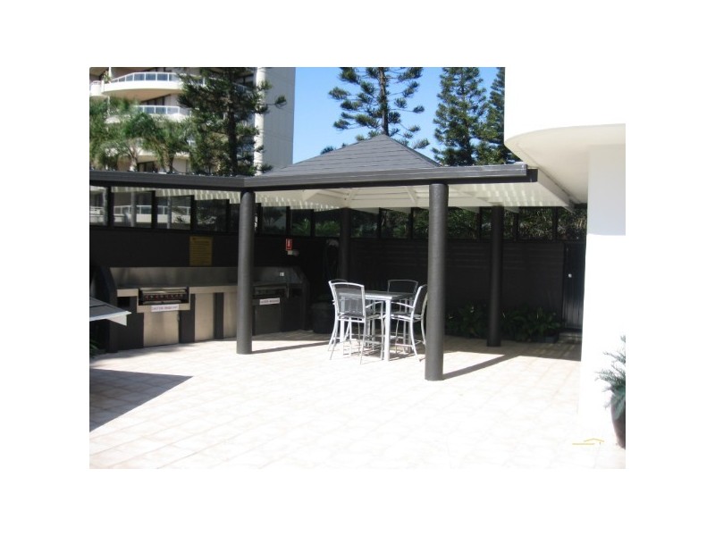 14 Macarthur Parade, Main Beach QLD 4217