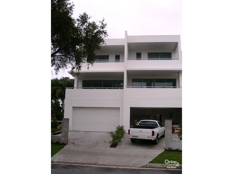 34 Sunrise Blvd, Surfers Paradise QLD 4217