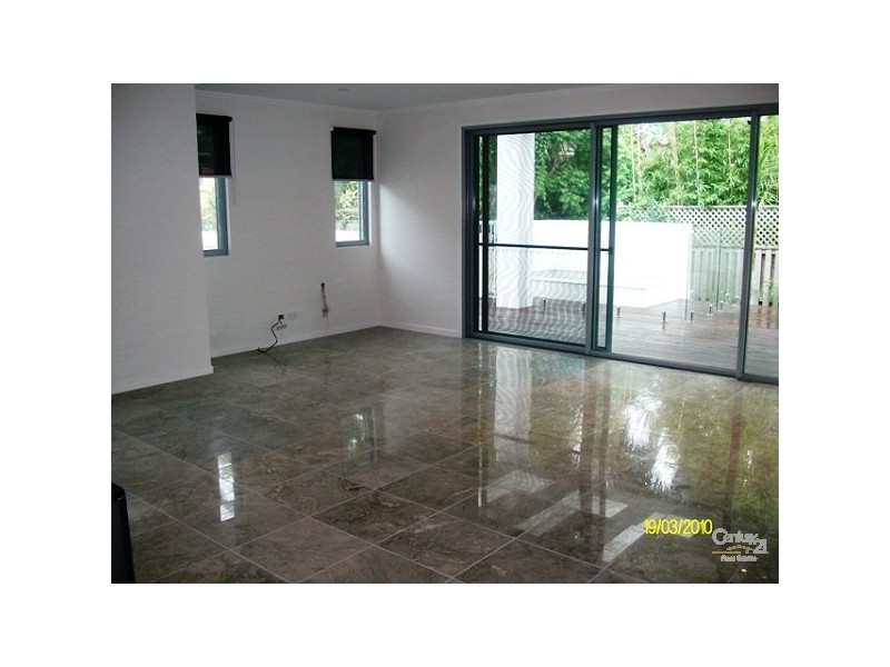 34 Sunrise Blvd, Surfers Paradise QLD 4217