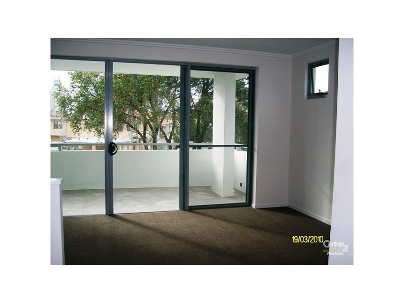 34 Sunrise Blvd, Surfers Paradise QLD 4217