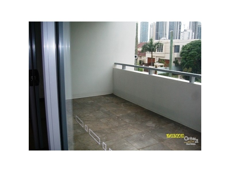 34 Sunrise Blvd, Surfers Paradise QLD 4217