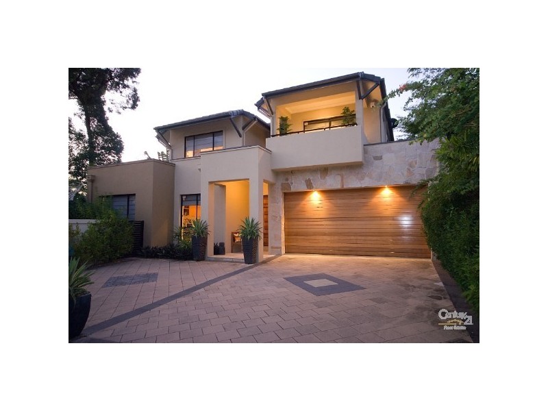2/45 Winchester Street, Southport QLD 4215