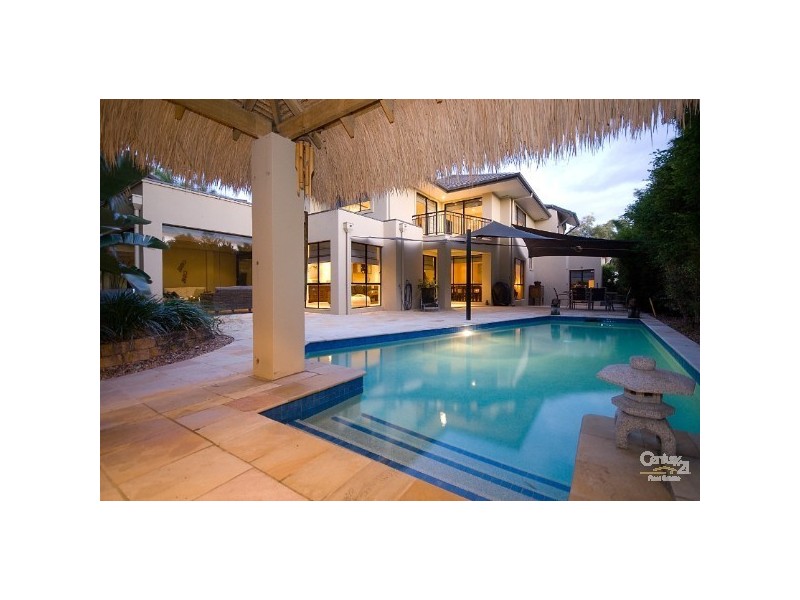 2/45 Winchester Street, Southport QLD 4215