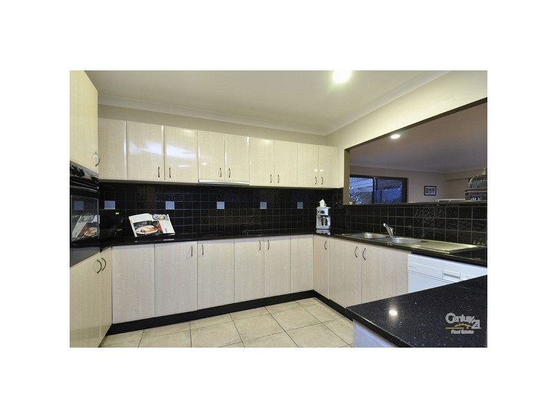 16 Bahia Court, Broadbeach Waters QLD 4218