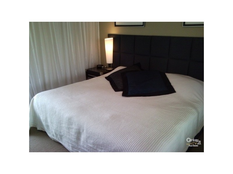 23 Ferny Avenue CHEVRON RENAISSANCE, Surfers Paradise QLD 4217