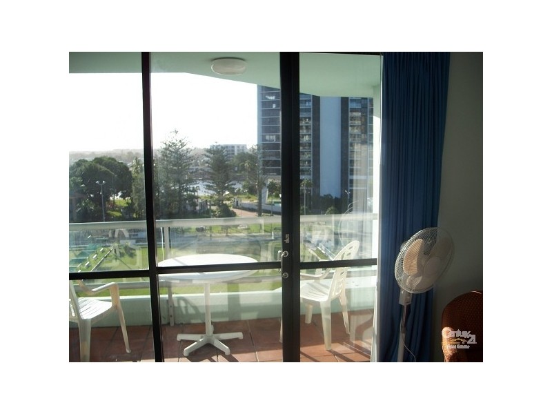 70/706 Remembrance Drive, Surfers Paradise QLD 4217