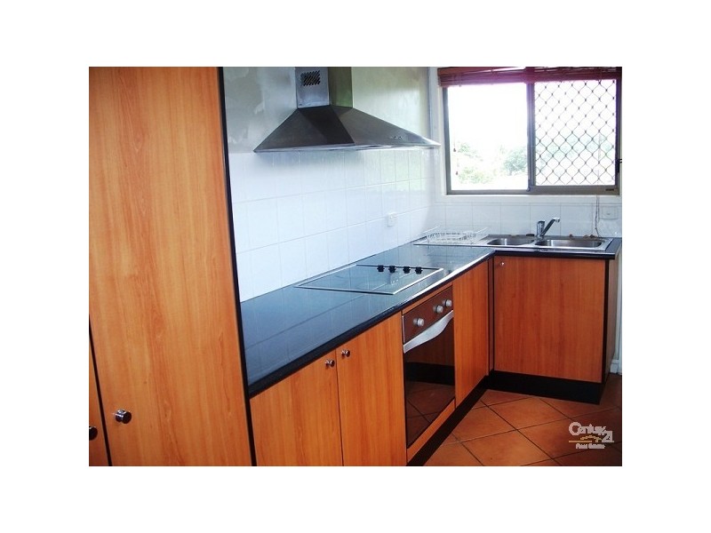 19 Middle Street, Labrador QLD 4215