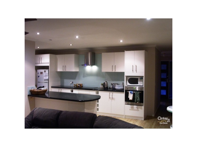 75 LAE DRIVE, Runaway Bay QLD 4216