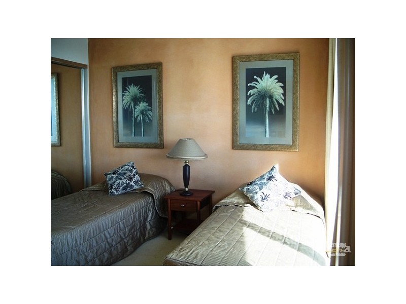 23 Ferny Avenue, Surfers Paradise QLD 4217