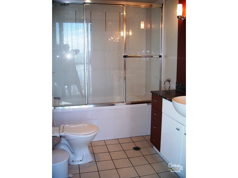 23 Ferny Avenue, Surfers Paradise QLD 4217