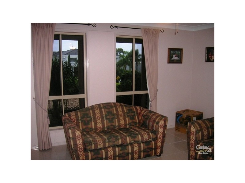 41 Palmerston Drive, Oxenford QLD 4210