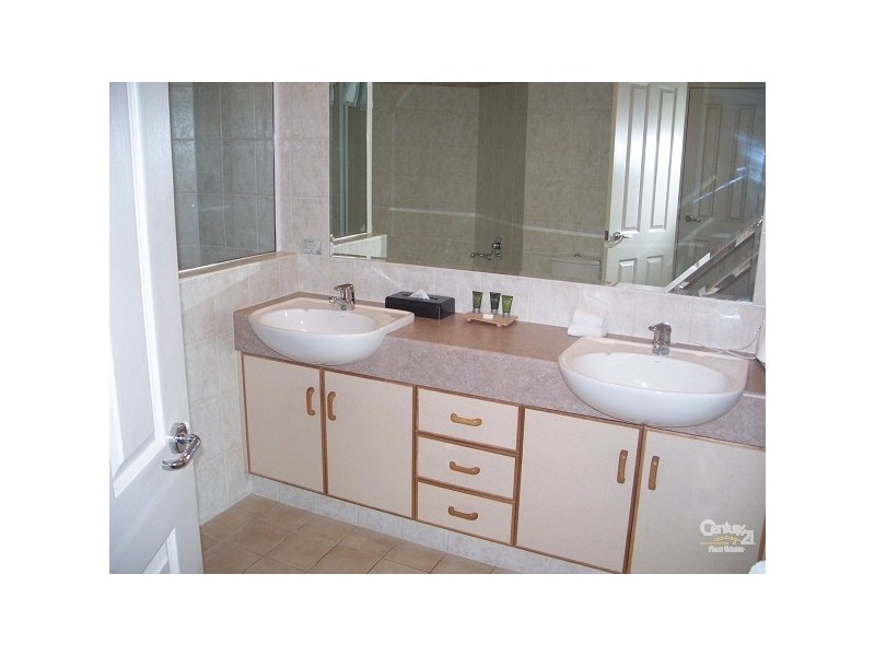 3400 Surfers Paradise Blvd, Surfers Paradise QLD 4217