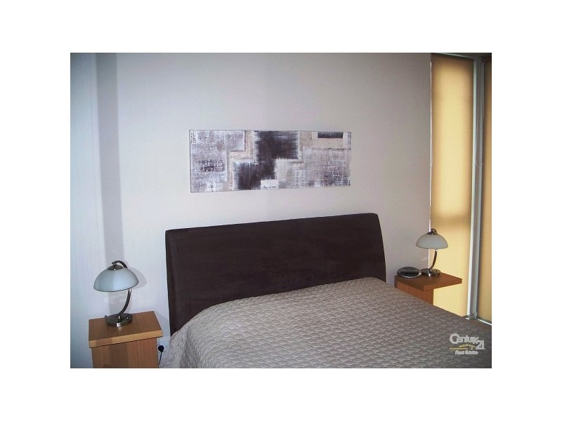 23 Ferny Avenue CHEVRON RENAISSANCE, Surfers Paradise QLD 4217