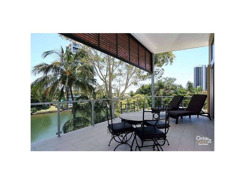 1/19 Paradise Island, Surfers Paradise QLD 4217