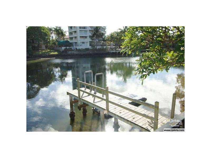 1/19 Paradise Island, Surfers Paradise QLD 4217