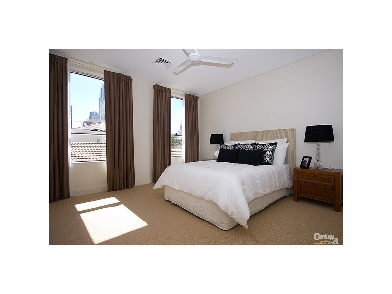 1/19 Paradise Island, Surfers Paradise QLD 4217