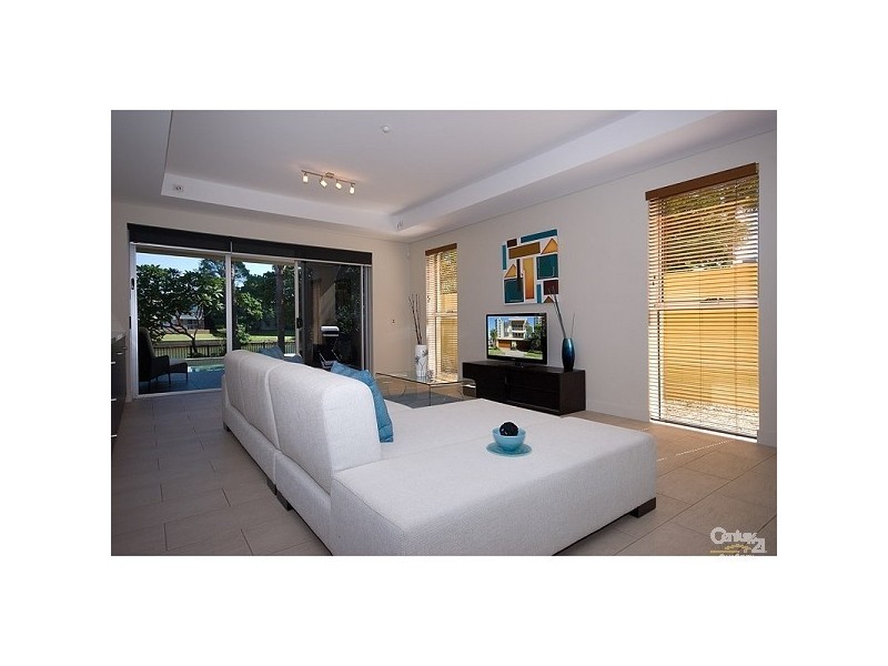 1/19 Paradise Island, Surfers Paradise QLD 4217
