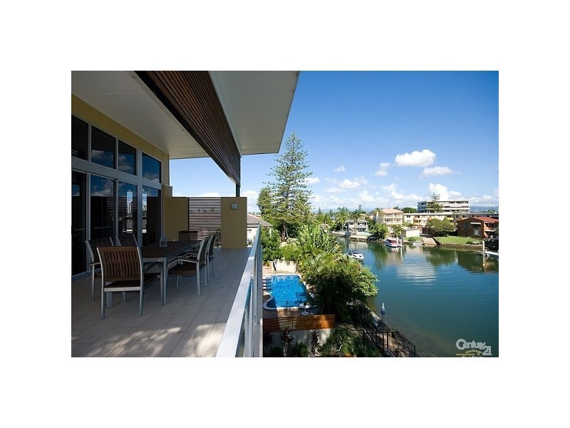 1/19 Paradise Island, Surfers Paradise QLD 4217