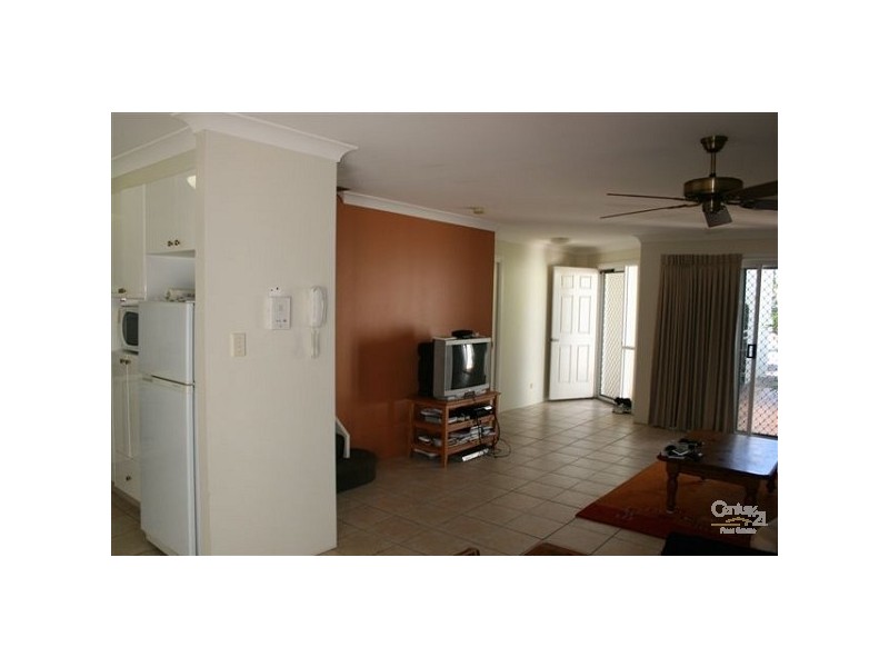 100 Cotlew Street East Adelphi Springs, Southport QLD 4215