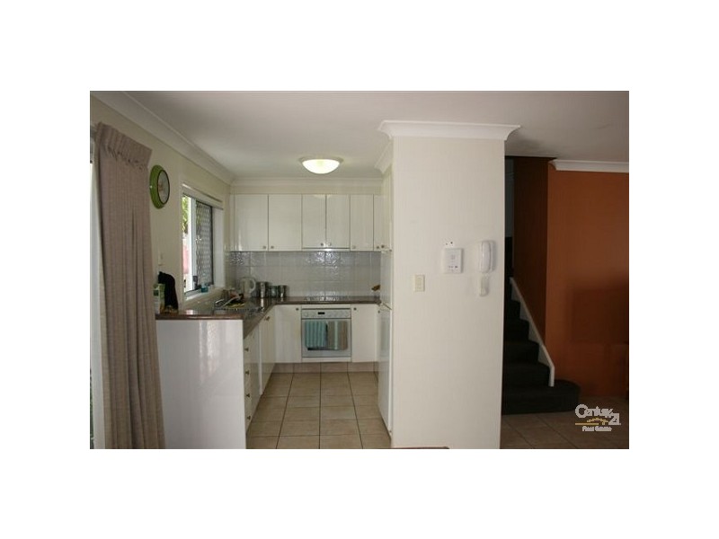 100 Cotlew Street East Adelphi Springs, Southport QLD 4215