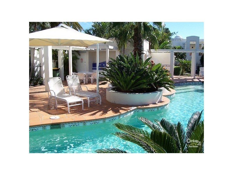 100 Cotlew Street East Adelphi Springs, Southport QLD 4215