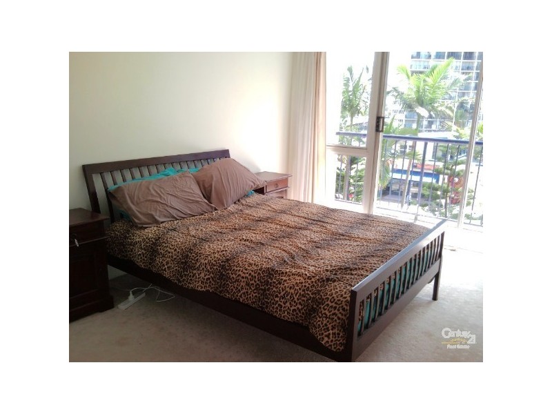 67 Ferny Ave CENTREPOINT, Surfers Paradise QLD 4217