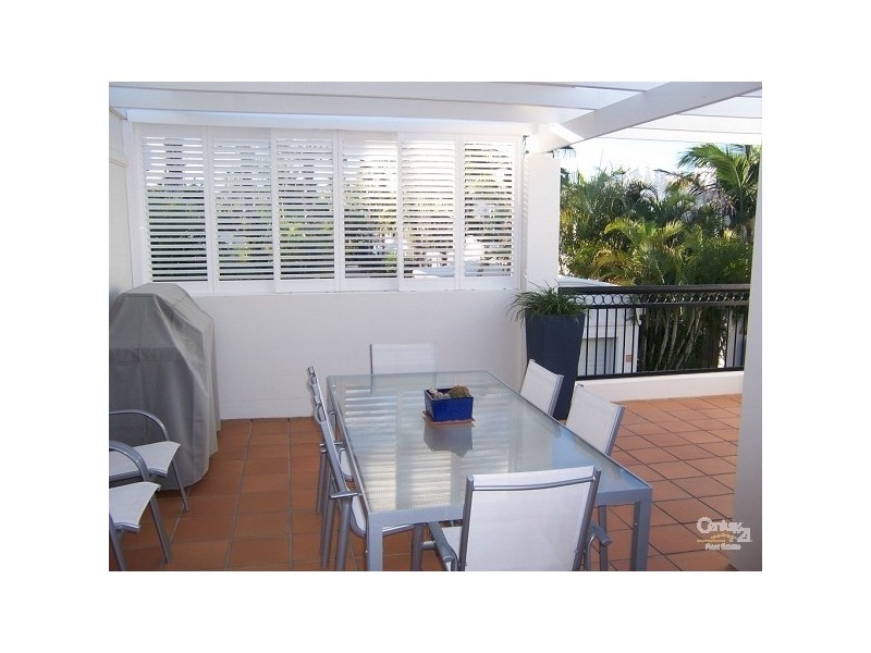 100 Cotlew Street East, Southport QLD 4215